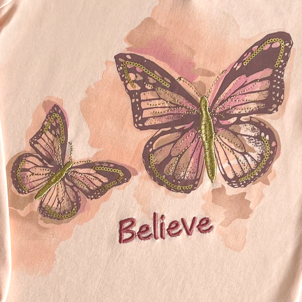Polo Niña "Believe" (Melón) - Le Petit Company