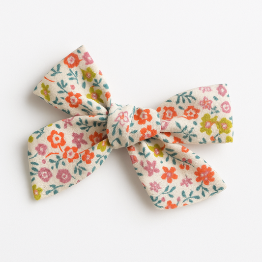 Gancho Niña Floral Vintage