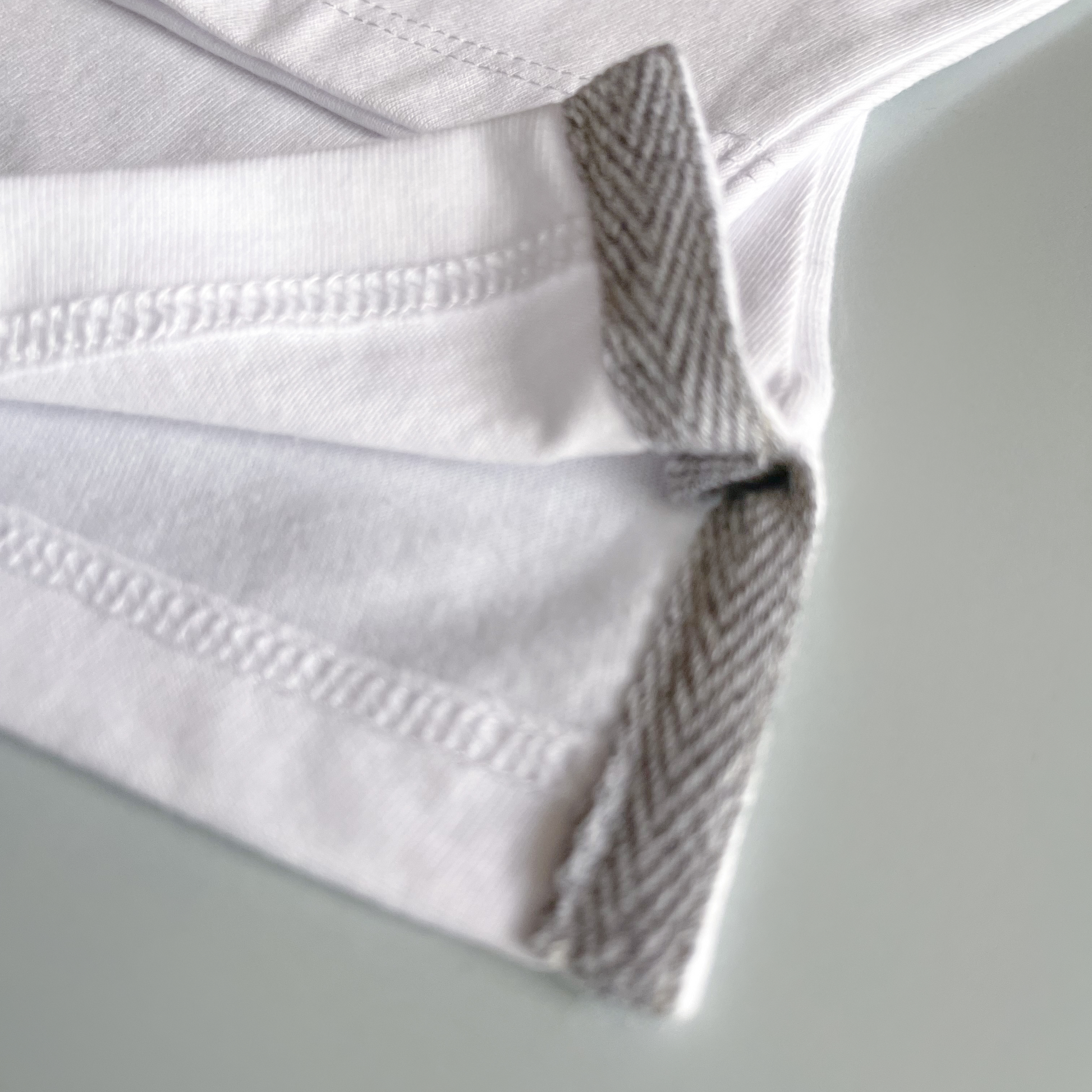 Polo Nina Nino Básico Blanco - bolsillo (100% algodón) 1 - Le Petit Company